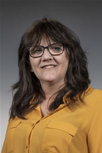 Profile image for Councillor Elaine Halford