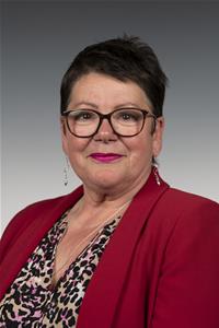 Profile image for Councillor Elaine Pantling
