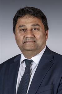 Profile image for Councillor Hemant Rae Bhatia